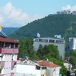 아파트호텔 Yomra Kaşüstü